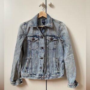 GAP Women’s Jean Jacket | Size XS | Acid Washed Denim